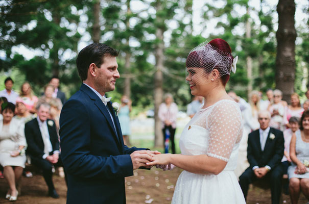 retro-rock-n-roll-vintage-bride-wedding19