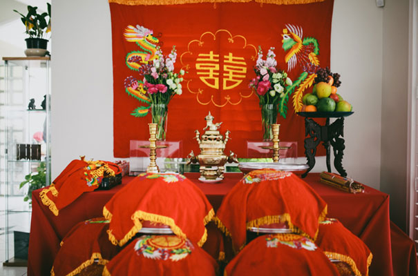 vietnamese-wedding-red-bridal-gown12