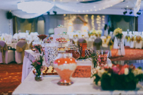 vietnamese-wedding-red-bridal-gown45