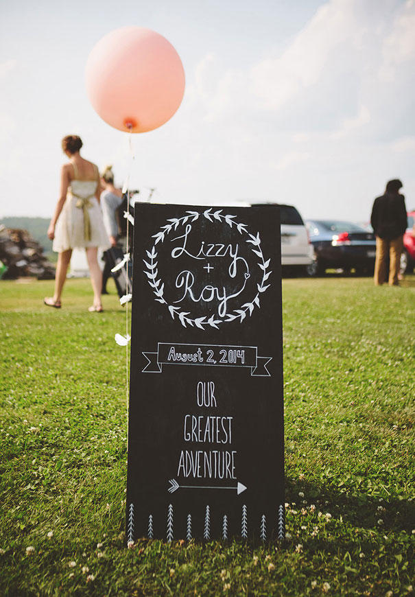 USA-anna-campbell-wedding-dress-maine-country-lakeside-wedding44