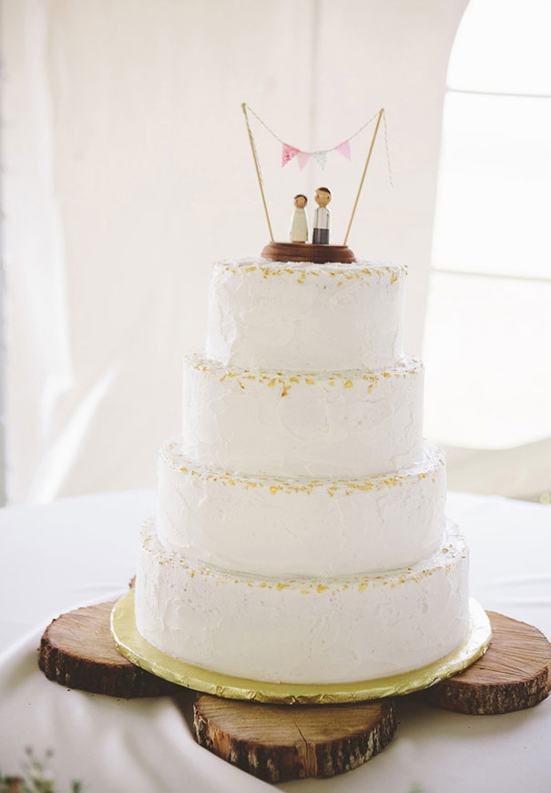 USA-anna-campbell-wedding-dress-maine-country-lakeside-wedding48