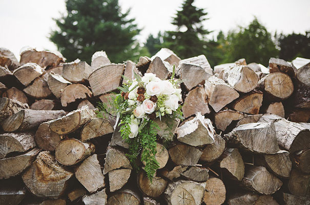 anna-campbell-wedding-dress-maine-country-lakeside-wedding15