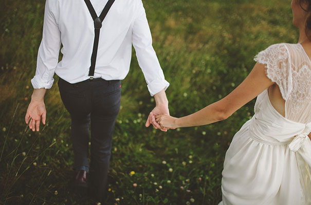 anna-campbell-wedding-dress-maine-country-lakeside-wedding33