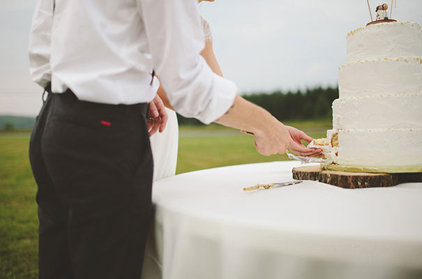 anna-campbell-wedding-dress-maine-country-lakeside-wedding47