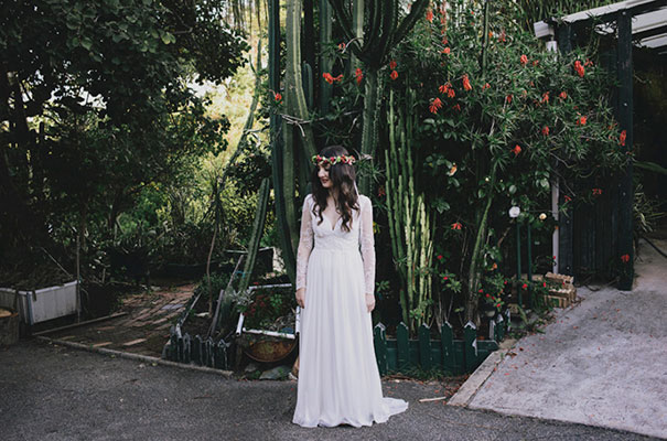 boho-bakcyard-wedding-bride17