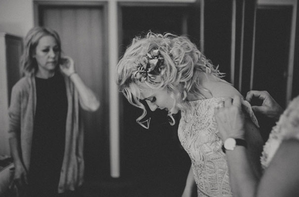 boho-gypsy-eclectric-wedding-bride-gwenndolyne-dress-gown8