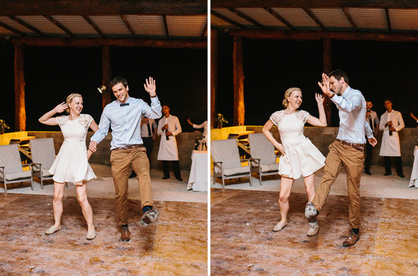 jenny-packham-bride-country-barn-diy-wedding46