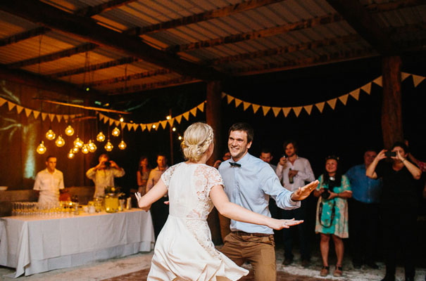 jenny-packham-bride-country-barn-diy-wedding47