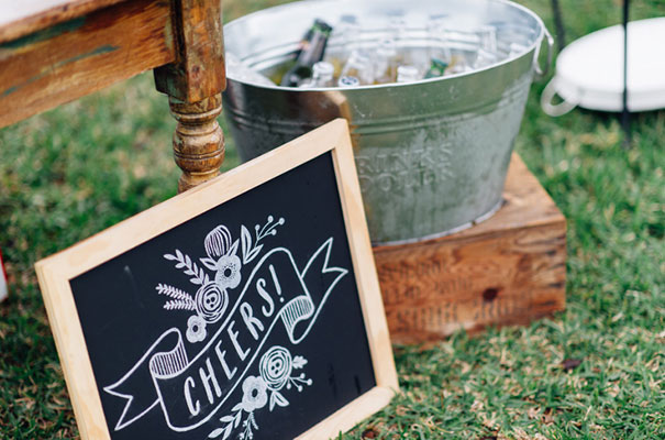 yellow-country-vintage-lace-dress-daisies-wedding-jess-jackson14