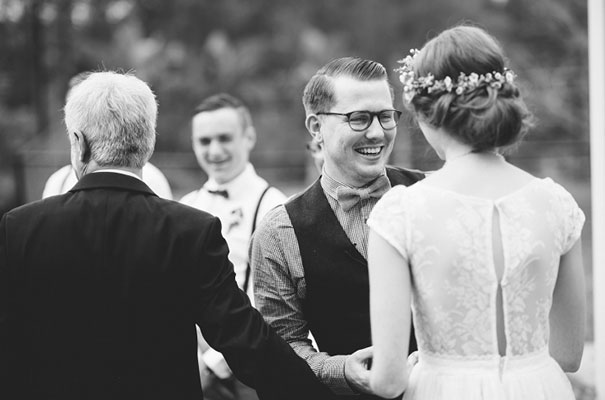 yellow-country-vintage-lace-dress-daisies-wedding-jess-jackson21