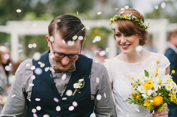 yellow-country-vintage-lace-dress-daisies-wedding-jess-jackson27