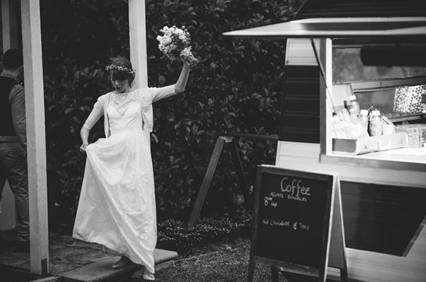 yellow-country-vintage-lace-dress-daisies-wedding-jess-jackson39