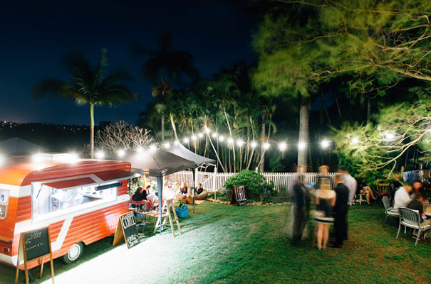 yellow-country-vintage-lace-dress-daisies-wedding-jess-jackson46
