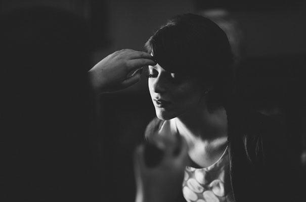 yellow-country-vintage-lace-dress-daisies-wedding-jess-jackson6