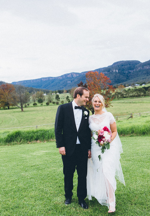 NSW-kangaroo-valley-country-wedding-pink-berry-flowers84
