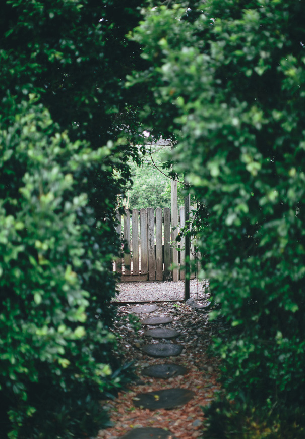 QLD-lover-the-label-sunshine-coast-backyard-wedding-yellow-inspiration7