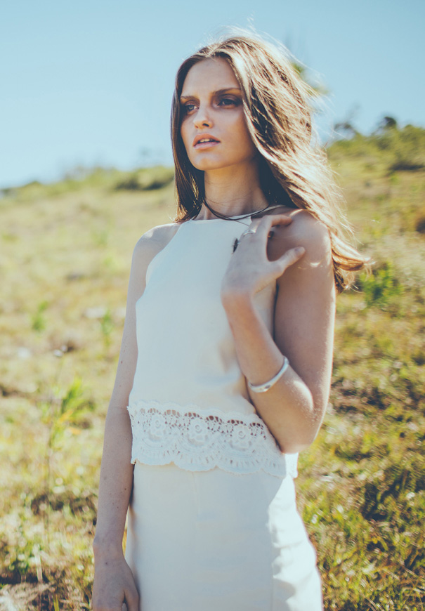 daughters-of-simone-boho-vintage-bridal-wedding-dress-gown2