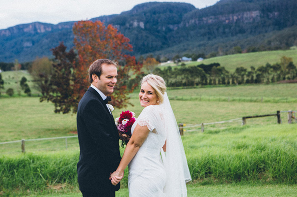 kangaroo-valley-country-wedding-pink-berry-flowers18