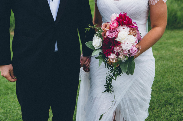 kangaroo-valley-country-wedding-pink-berry-flowers20