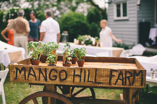 lover-the-label-sunshine-coast-backyard-wedding-yellow-inspiration12