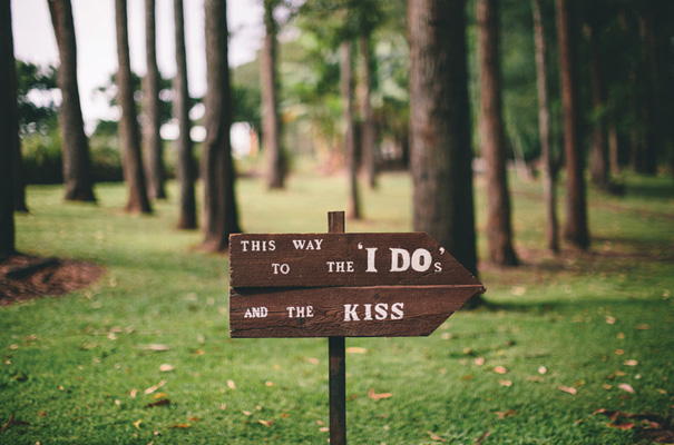 lover-the-label-sunshine-coast-backyard-wedding-yellow-inspiration2