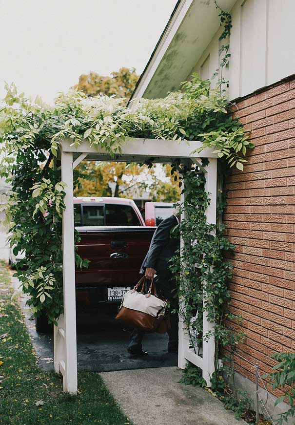 CANADA-grace-loves-lace-bridal-gown-country-barn-wedding5