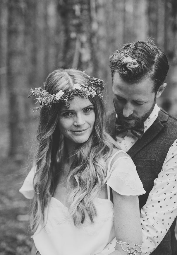 DIY-handmade-quirk-wedding-bicycle-boho-hippie-bride12