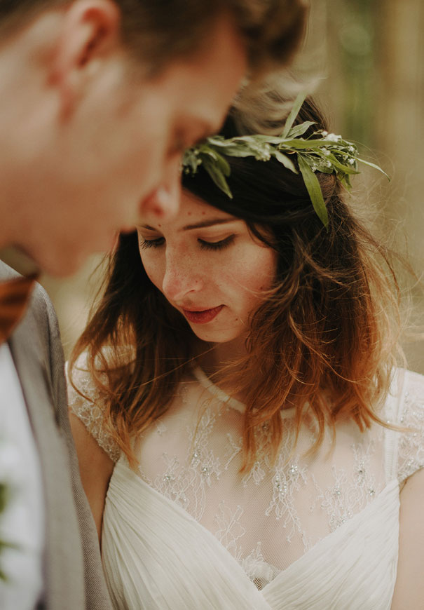 j-crew-wedding-dress-netherlands-real-wedding-provincial-backyard-bbq5