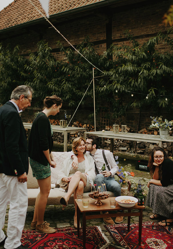 j-crew-wedding-dress-netherlands-real-wedding-provincial-backyard-bbq9