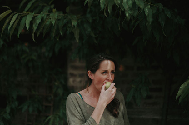 netherlands-real-wedding-provincial-backyard-bbq3