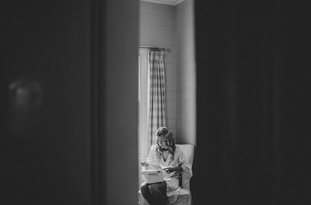 summerlees-estate-wedding-boho-gypsy-bridal-gown-south-coast-mitch-pohl-wedding-photographer10