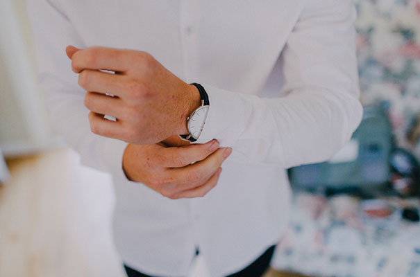 summerlees-estate-wedding-boho-gypsy-bridal-gown-south-coast-mitch-pohl-wedding-photographer2