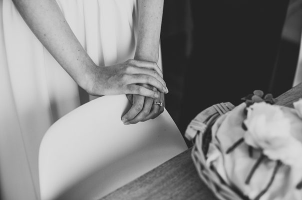 vintage-wedding-dress-bridal-gown-mt-kembla-wedding-photographer7