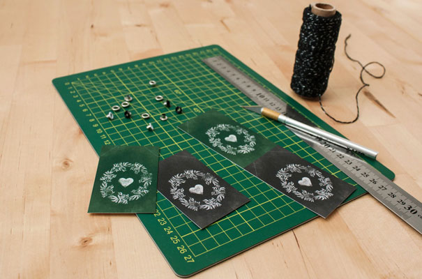 DIY-name-tag-printable-ink-and-create-wedding-stationery2