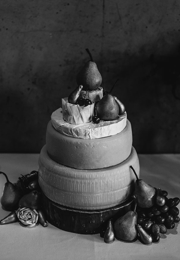 NSW-carriage-works-sydney-industrial-wedding-rue-de-seine8