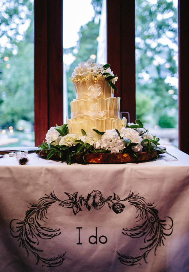 NSW-rachel-gilbert-samantha-wills-james-frost-bendooley-estate-wedding10