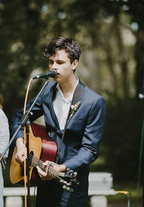 diy-backyard-country-blue-bridesmaids-wedding-lover-bridal-gown-heart-and-colour-photography412