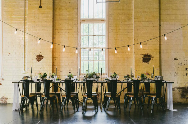 gold-bronze-copper-industrial-warehouse-wedding-bridal-inspiration-Janneke-Storm13