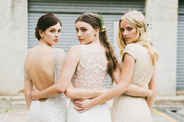 gold-bronze-copper-industrial-warehouse-wedding-bridal-inspiration-Janneke-Storm5