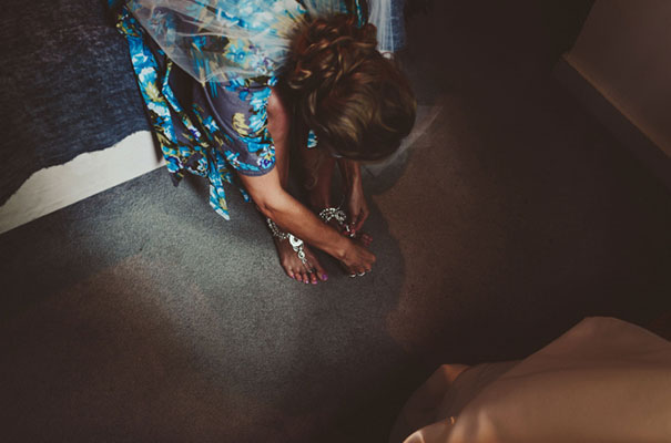 karen-willis-holmes-beck-rocchi-wedding-photographer-barefoot-bride7