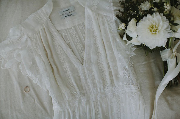 kihilla-retreat-lawson-wedding-lover-bridal-gown-heart-and-colour-photography16