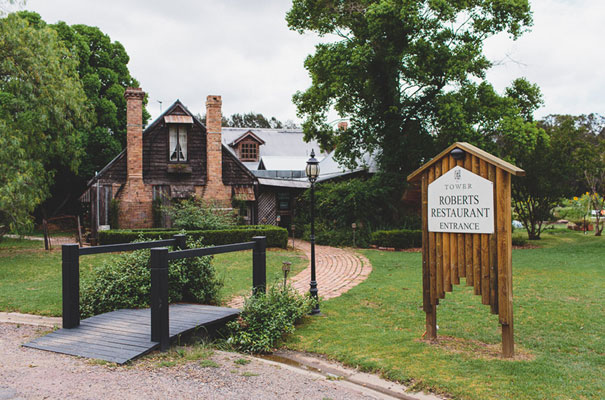 leah-da-gloria-bridal-gown-hunter-valley-wedding14