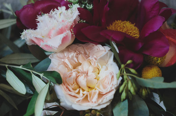 steven-khalil-bridal-gown-wedding-dress-zebra-zoo-themed-wedding2