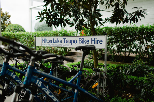 taupo-new-zealand-wedding-bridal-gown-wedding-dress2