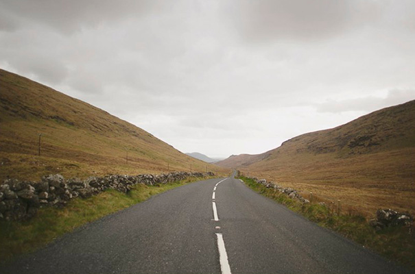 young-love-engagement-wedding-inspiration26