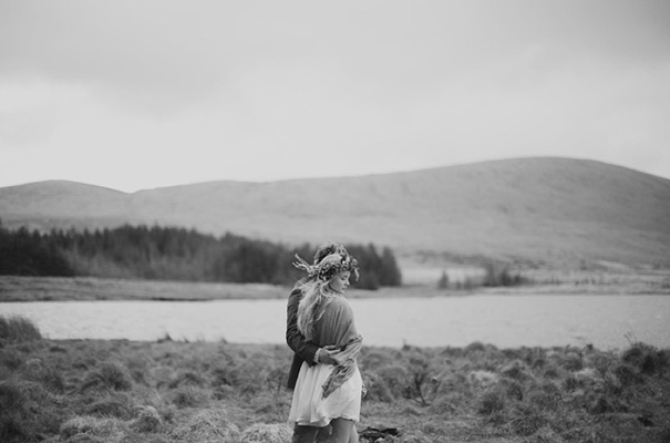 young-love-engagement-wedding-inspiration6