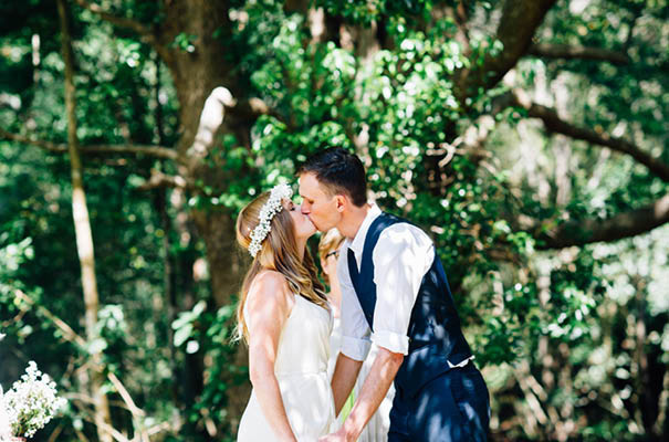 zimmerman-bridalgown-backyard-casual-wedding17