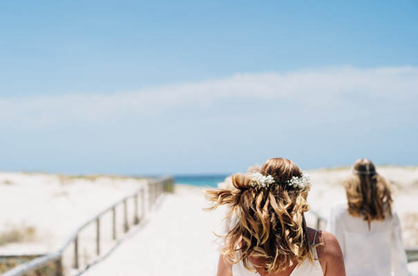 zimmerman-bridalgown-backyard-casual-wedding6