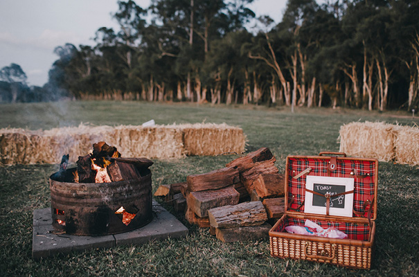 DIY-country-australian-farm-backyard-wedding50