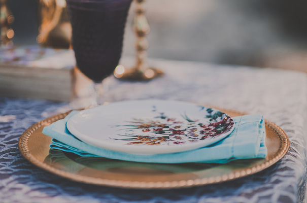 pink-hair-rock-n-roll-gypsy-boho-bridal-inspiration-styling-ideas-cake-wedding